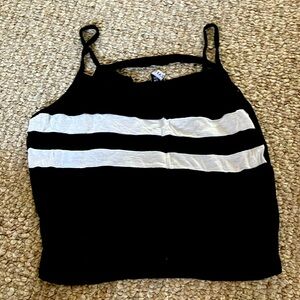 Selling a bunch of tanks for a low price: Zara, brandy meville & holister